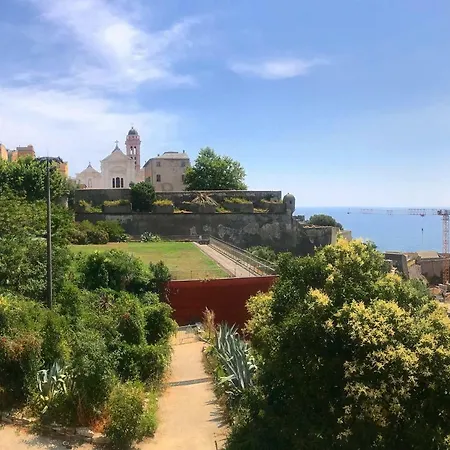 Apartment La Casa Di L'acqua Au Pied De La Citadelle Bastia (Corsica)
